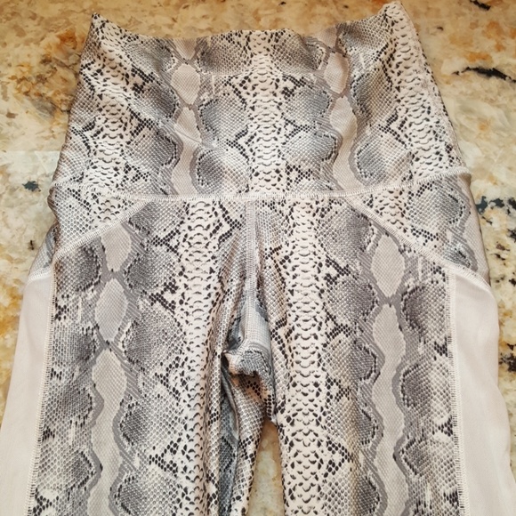 Leggings by Emily Hsu - Picture 3 of 5